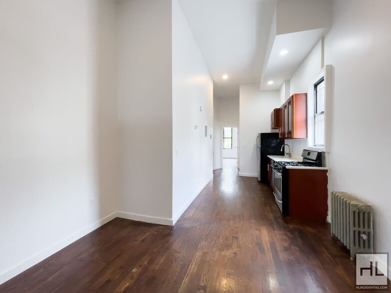 Building Photo - FRANKLIN AVENUE / Spacious Crown Heights S...