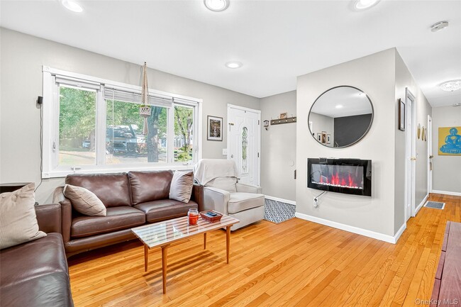 Building Photo - 512 High St