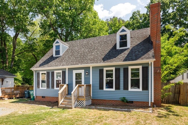 Building Photo - Completely Renovated 4 Bedroom/2 Bath Property off of Staples Mill Rd.! ****Available Beginning o...