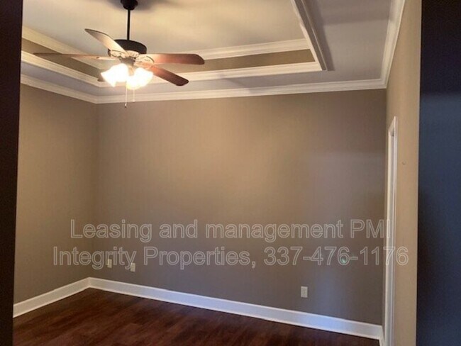 Building Photo - 209 Bentgrass Dr