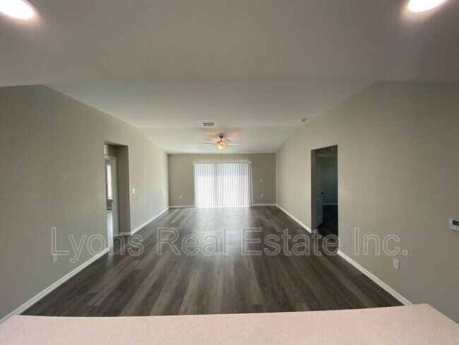 Building Photo - 126 Smallwood Rd