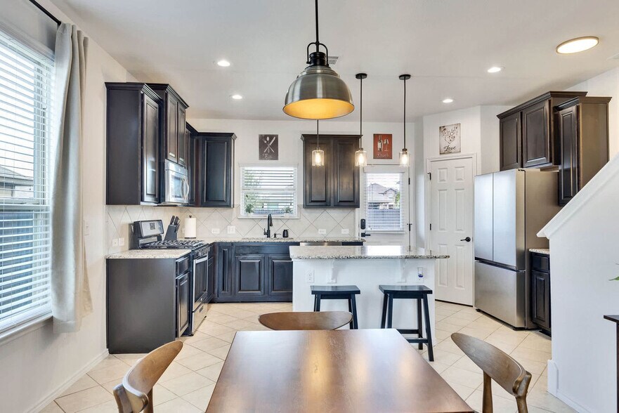 Building Photo - 173 Diamondback Cove