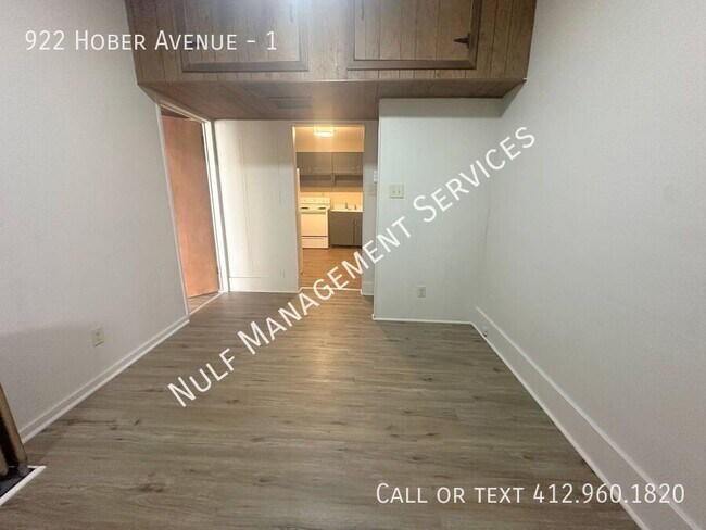 Building Photo - 922 Hober Ave