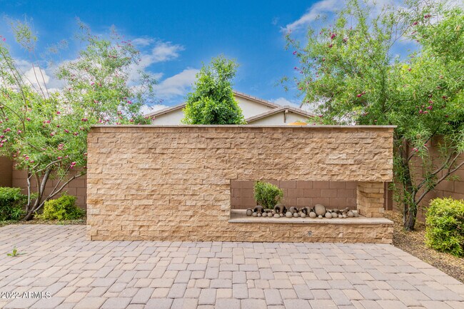 Building Photo - 1848 S Follett Way
