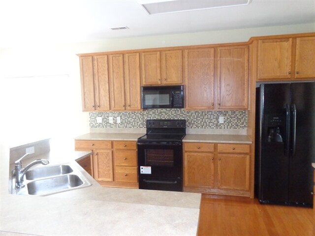 Building Photo - 6108 The Meadows Ln