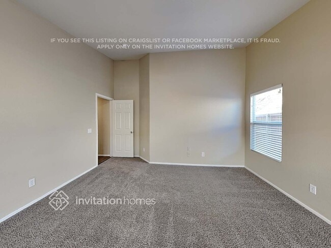 Building Photo - 25354 Silverwood Ln