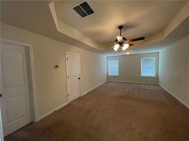 Building Photo - 5505 Bucknell Trace