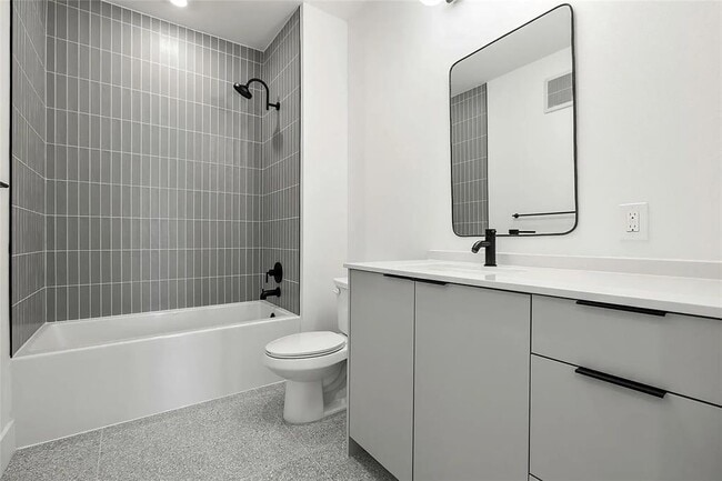 Building Photo - 1701 Simond Ave Ave