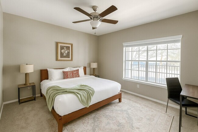 Building Photo - 6225 Saratoga Blvd