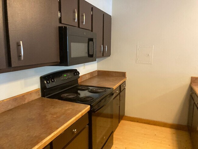 Building Photo - 1135 Florida Rd