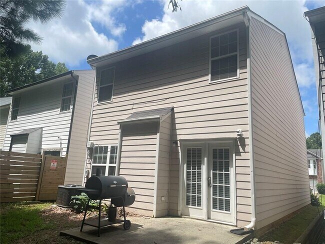 Building Photo - 5092 Windsor Forrest Ln