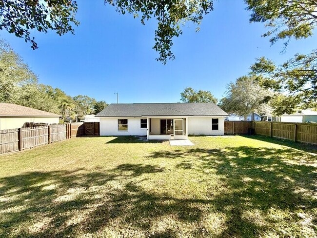 Building Photo - 2610 Sundance Ct