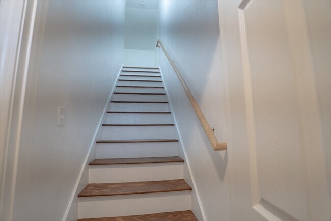 Building Photo - 6-8 Claflin St