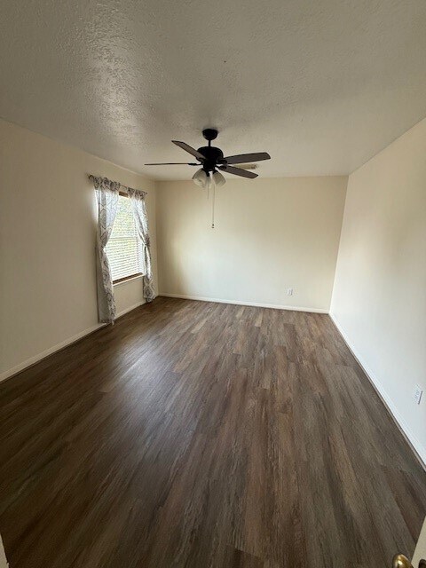 Building Photo - 17914 Scrub Oak Dr