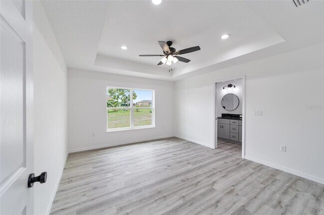 Building Photo - 5058 SW 154 Loop