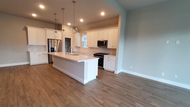 Building Photo - 2106 Grapewood Ln