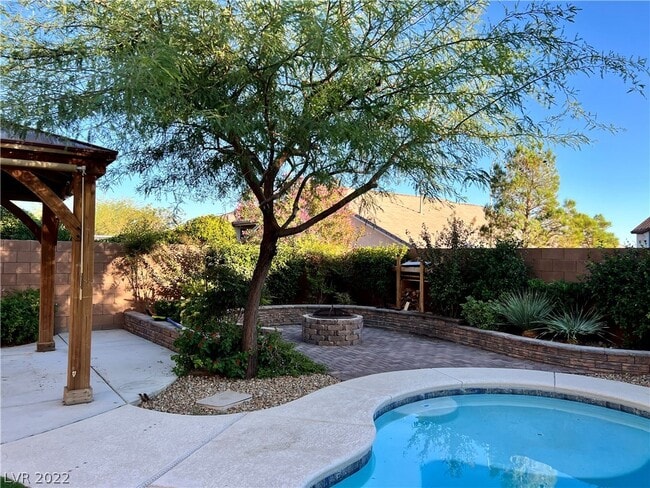 Building Photo - 10159 Meriweather Grove Ave