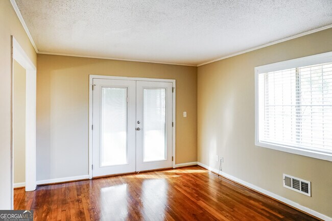 Building Photo - 3762 Elkridge Dr