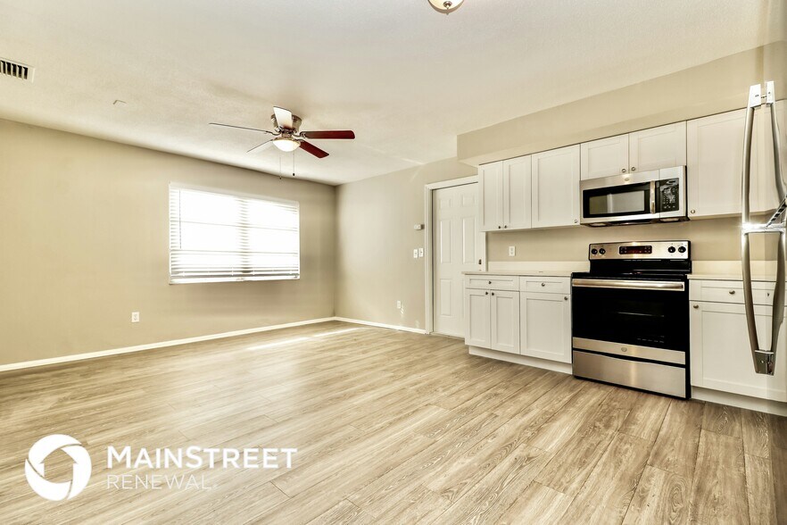 Building Photo - 2154 17th Terrace SW