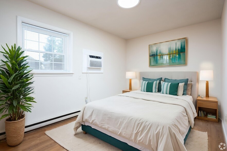 Primary Photo - Summercrest Apartments