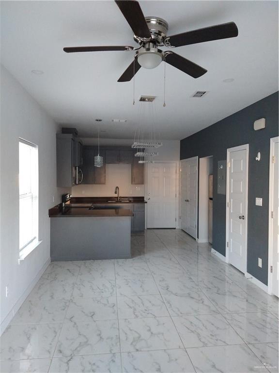 Building Photo - 6 Taxco Ct