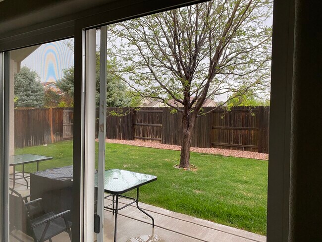Building Photo - 1036 Willowcrest Dr