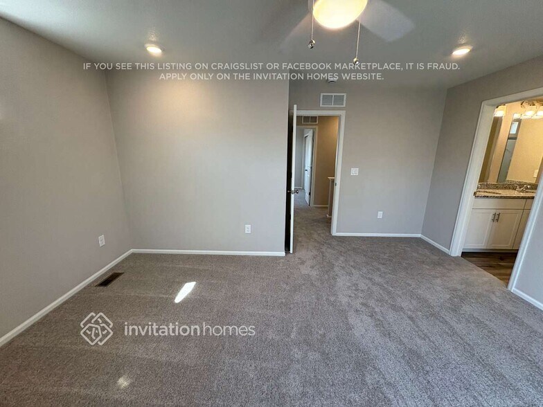Building Photo - 3374 Pearwood Dr