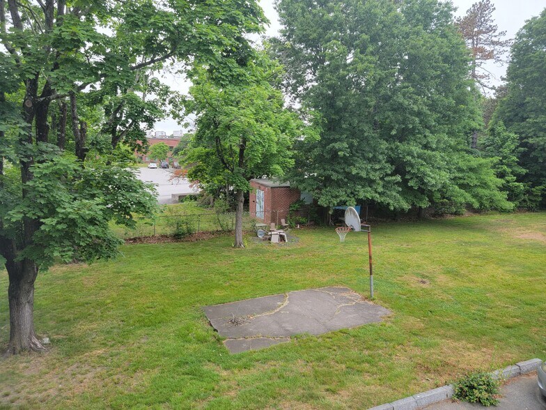 Side yard - 15 Starkey Ave