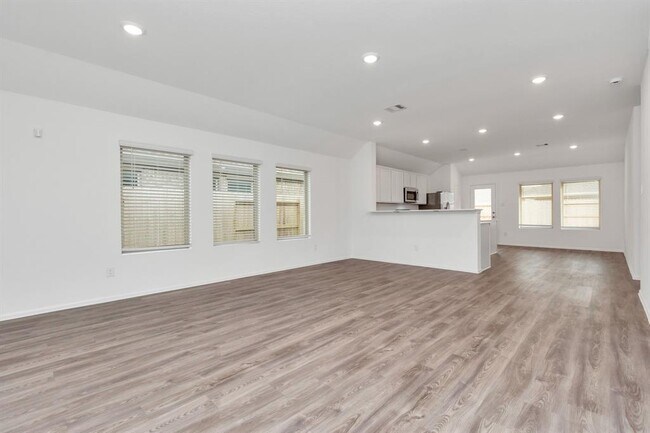 Building Photo - 2916 Cordova Hl Dr