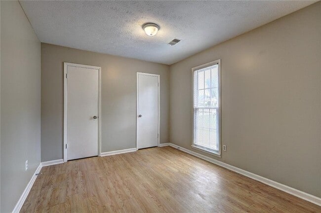 Building Photo - 2389 Old Rex Morrow Rd