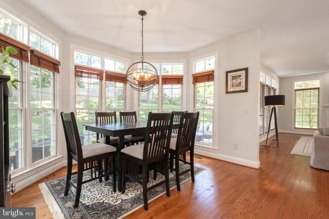 Building Photo - 11629 Forest Hill Ct