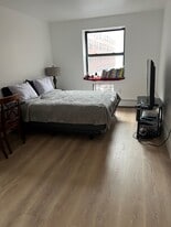 Building Photo - 130 Lenox Ave