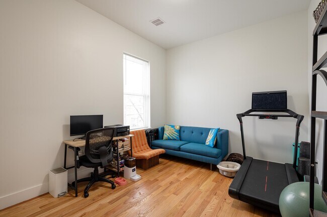 Building Photo - 72 Nelson Ave