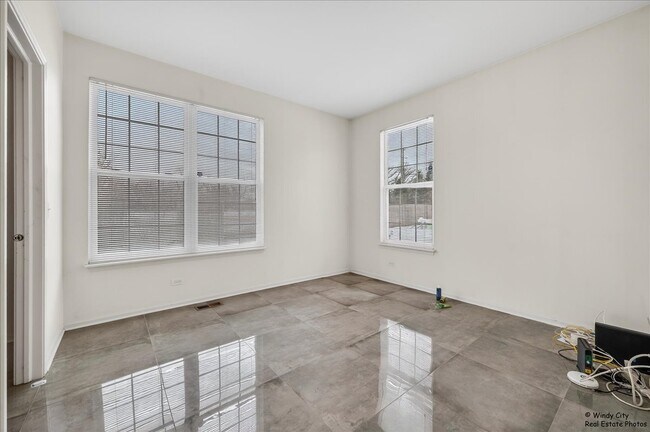 Building Photo - 13957 Emma Ln