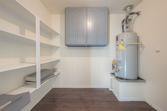 Building Photo - 19839 Rustic Lake Ln