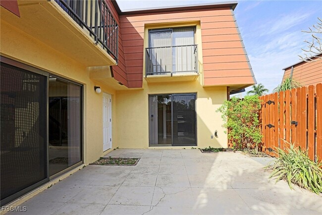 Building Photo - 1526 Park Meadows Dr