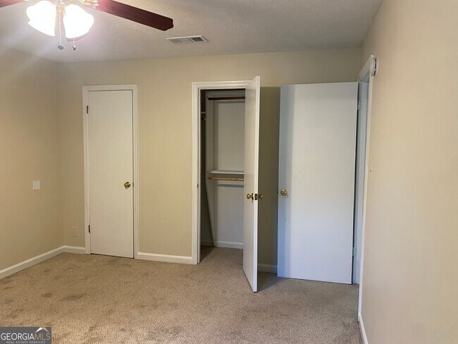 Building Photo - 107 Wynnwood Dr