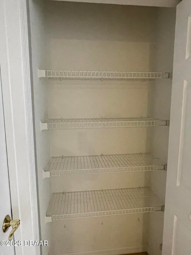 Building Photo - 830 Airport Rd