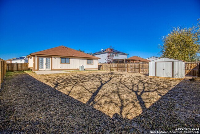Building Photo - *MOVE IN SPECIAL* Beautiful 3 Bedroom Home with Granite Countertops & Large Backyard