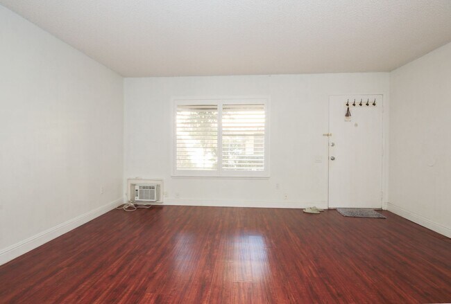 Building Photo - Stylish Corsican Village Retreat with Garage, Patio & Modern Convenience