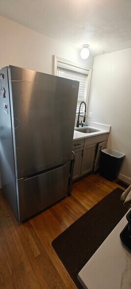 Building Photo - 1 Stockton St