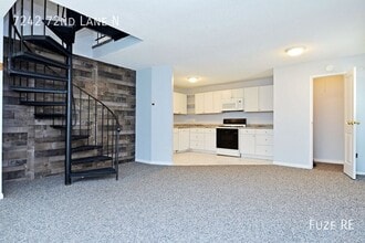 Building Photo - 7242 72nd Ln N