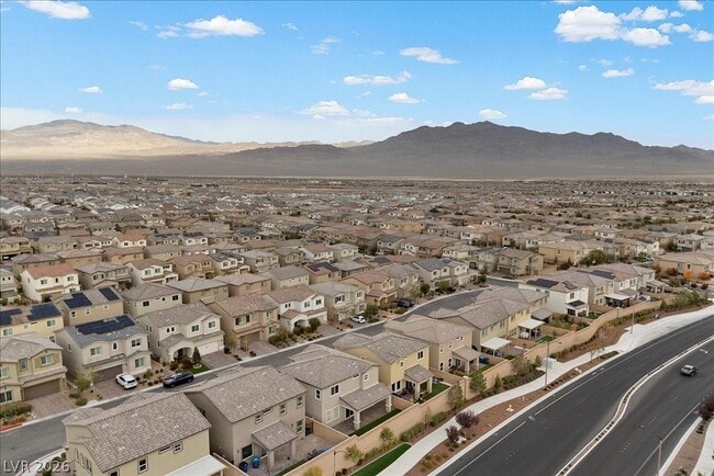 Building Photo - 10423 Stroma Ave