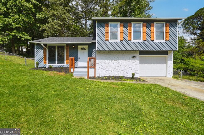 Primary Photo - 1819 Singer Way