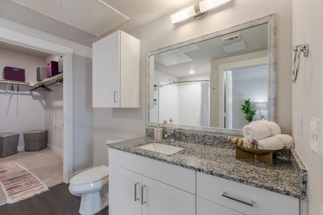 Building Photo - Westerly Apartment Homes Littleton