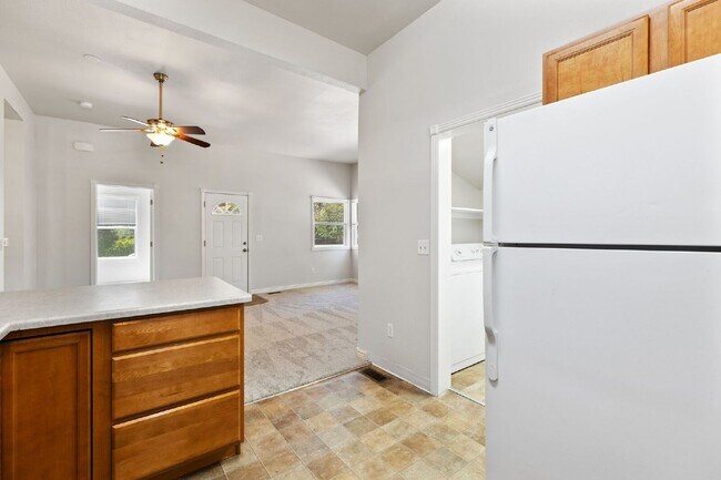 Building Photo - 1704 W Cucharras St
