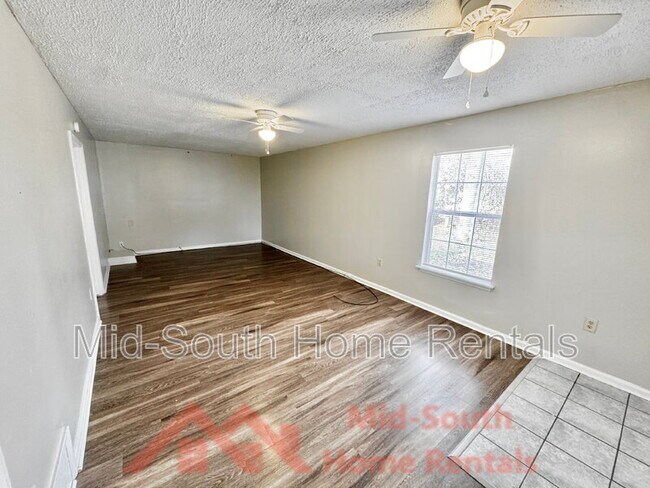 Building Photo - 7312 Country Side Rd