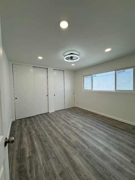 Building Photo - 14633 Sylvan St