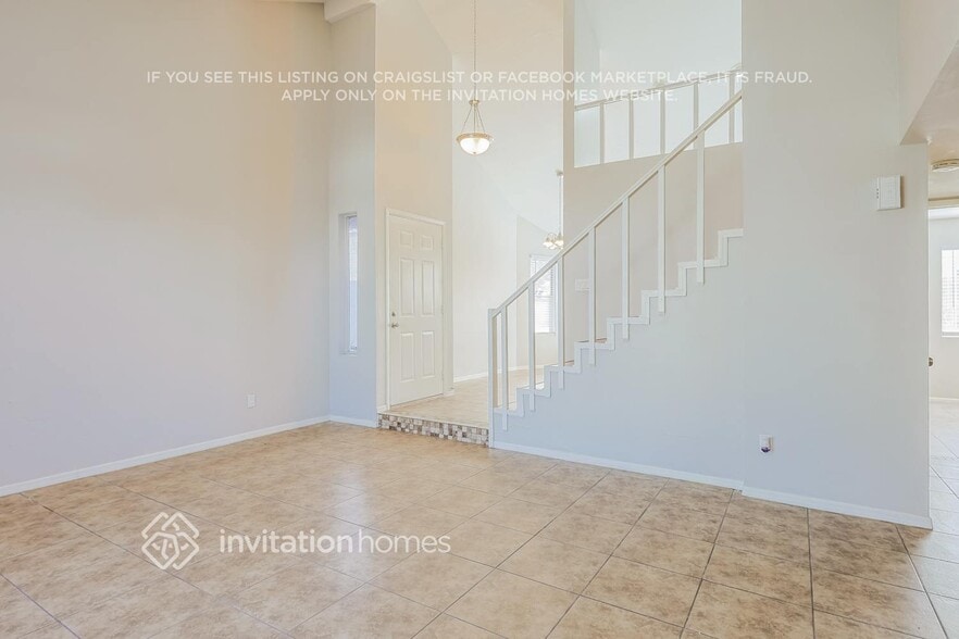 Building Photo - 5829 S 42nd St