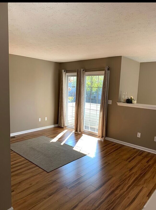 Building Photo - 23176 Grist Mill Ct